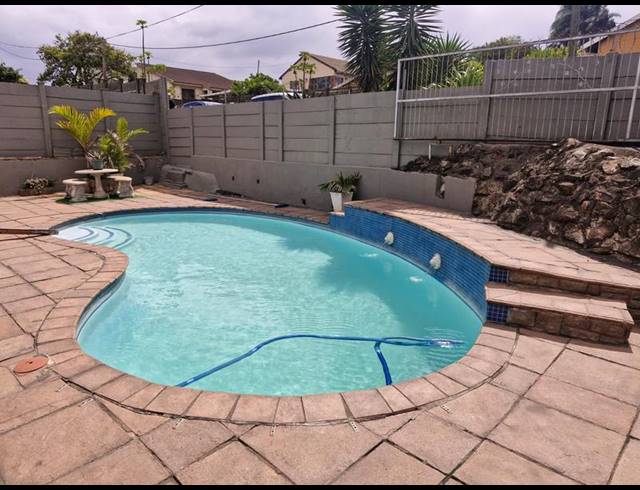 3 BEDROOM HOUSE FOR SALE IN SEA VIEW